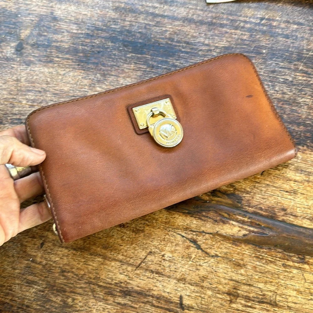 Michael Kors brown saddle leather wallet